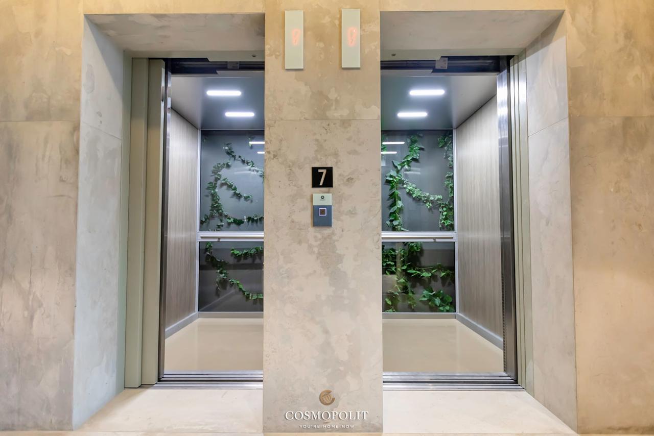 Cosmopolit Booking Brasov Exterior photo