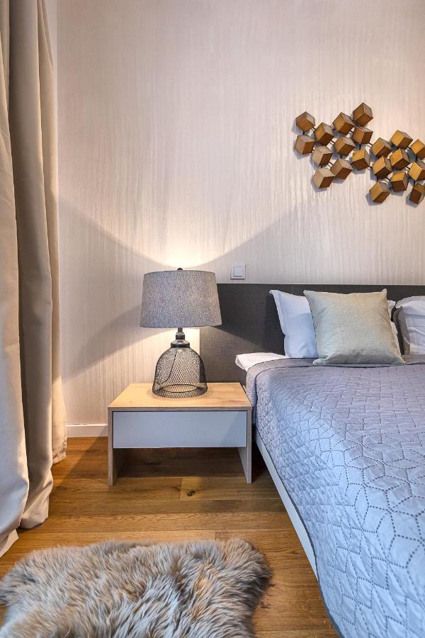 Cosmopolit Booking Brasov Exterior photo